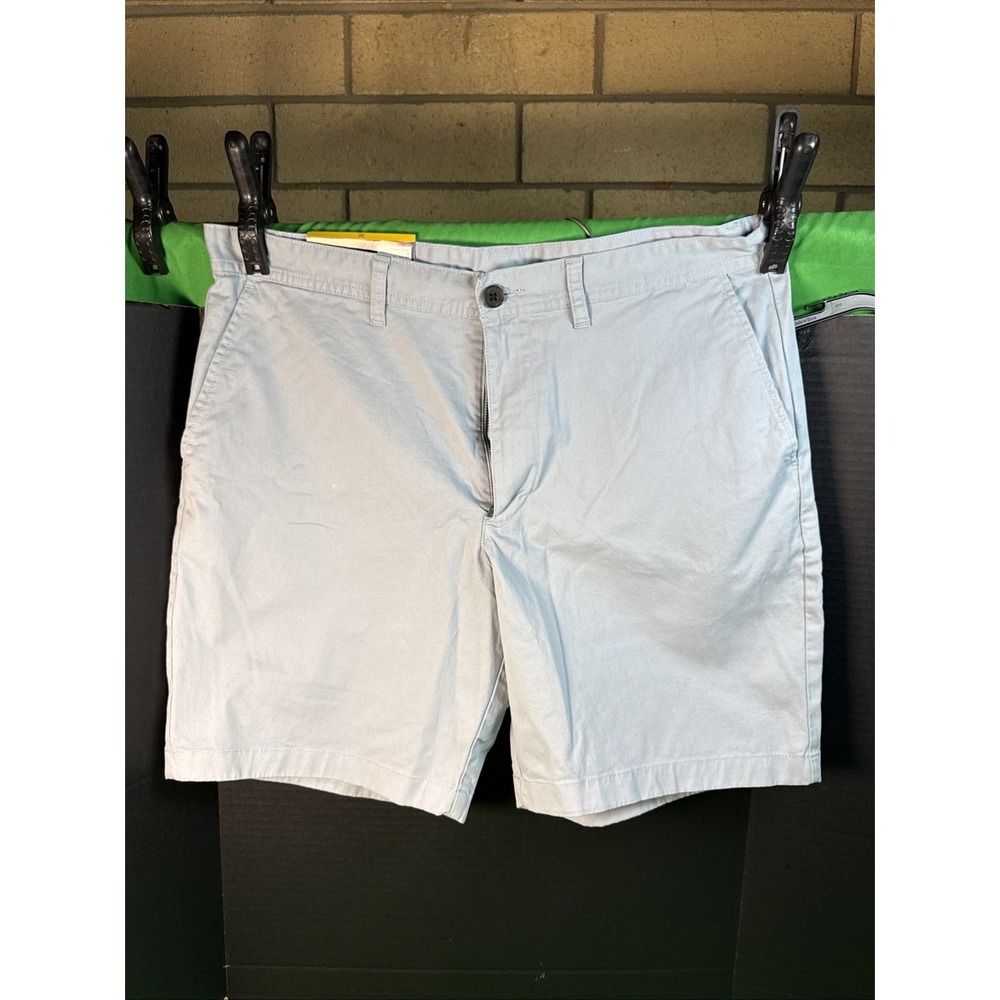 NWT Lands' End Men's 8" Flat Front Flex Short Size 36 Light Blue